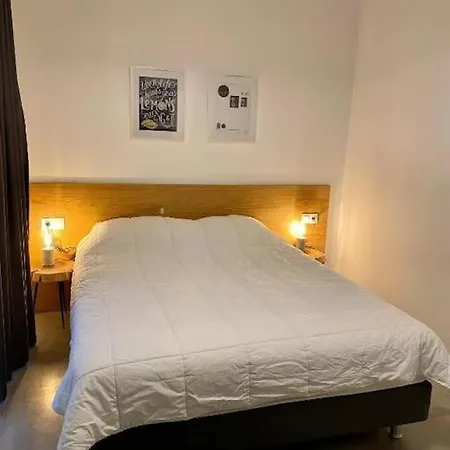 Apartment A Place 4u No10 - Garden-level Getaway 2 Bedroom 2 Bathroom With Yard *